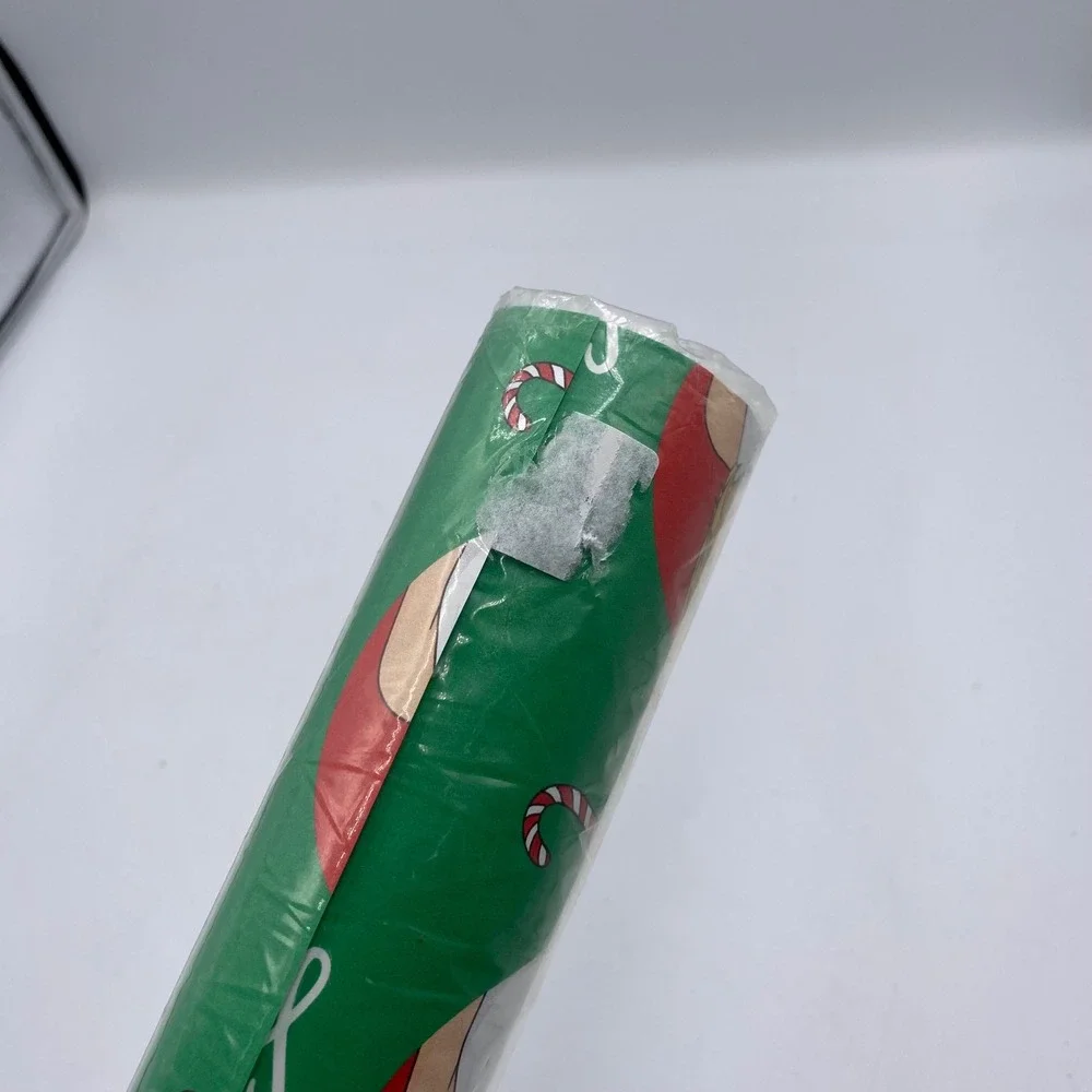 Brittany‎ Paige Merry Swiftmas Christmas Wrapping Paper Roll 2.5ft x 10ft NEW